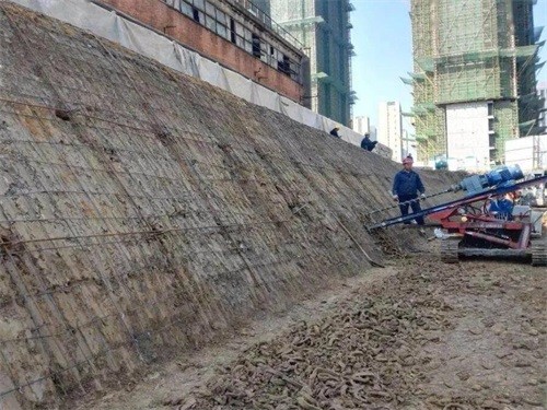 常山建筑边坡支护